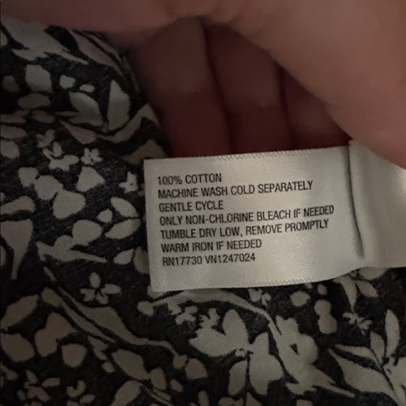 Universal Thread Black & White Ruffled Floral Print Blouse - Picture 9 of 9